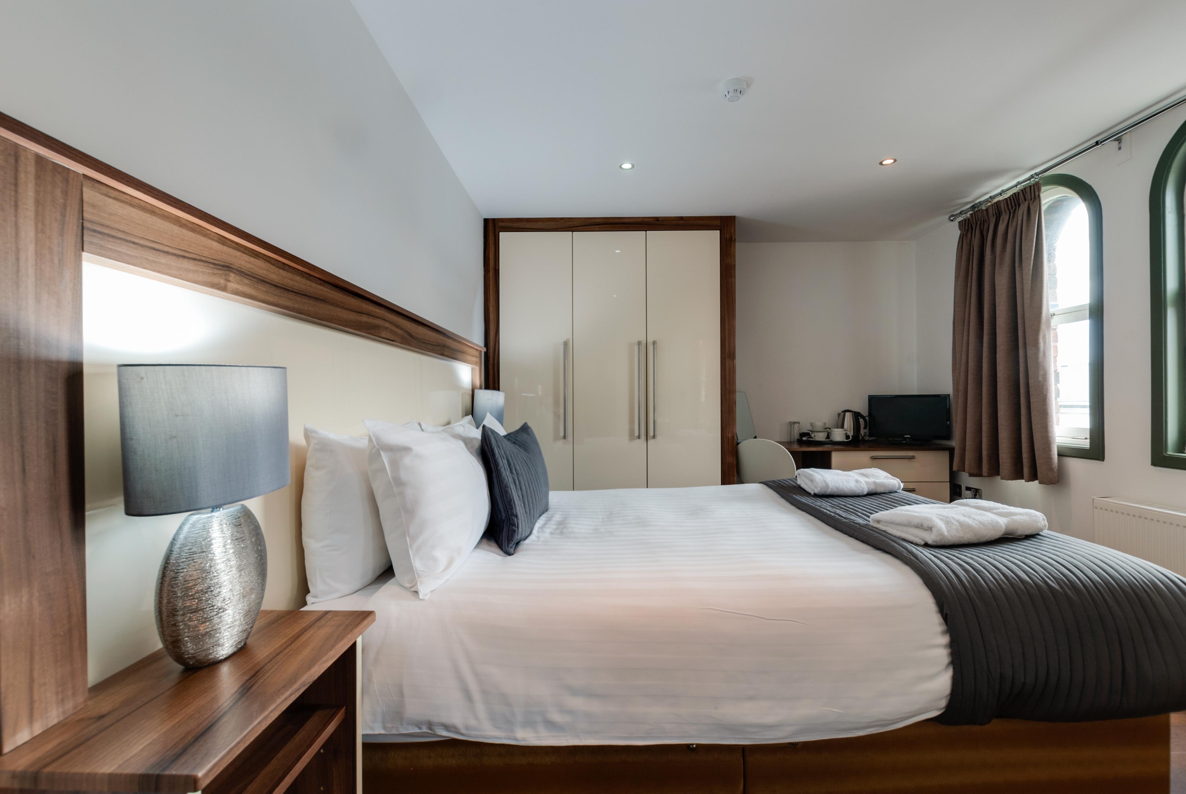 Base Serviced Apartments - Sir Thomas Street Liverpool Exterior foto