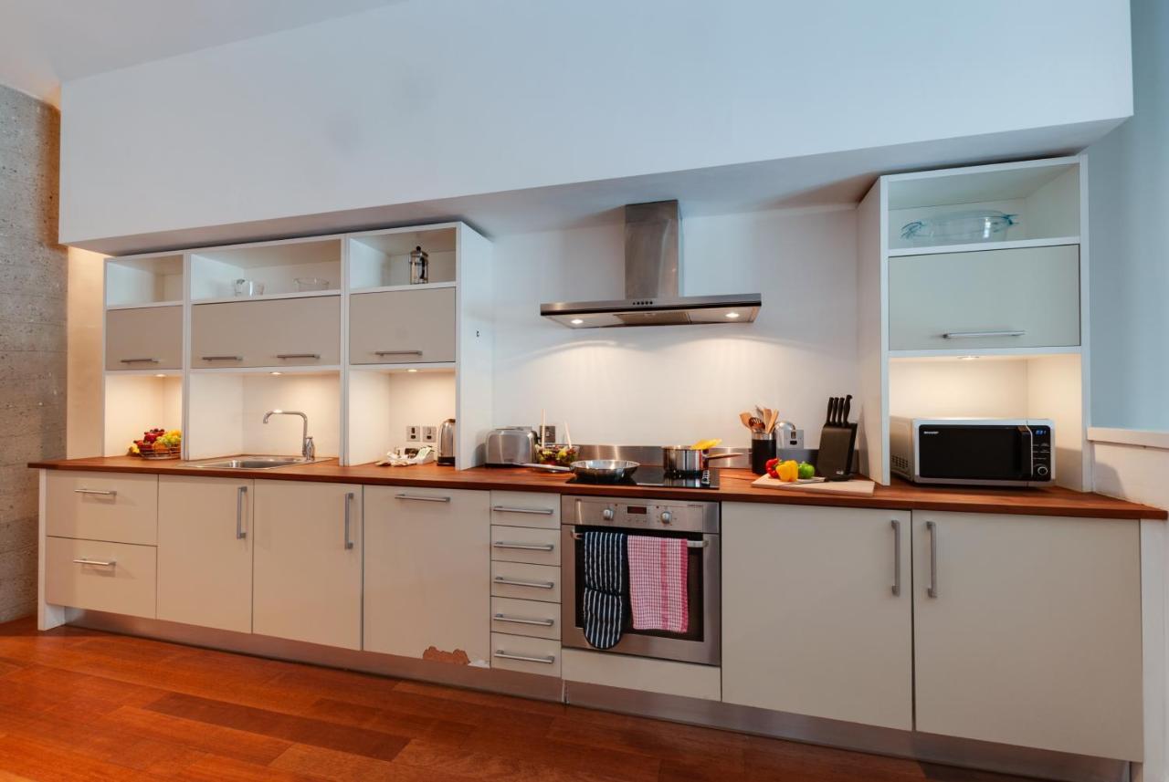 Base Serviced Apartments - Sir Thomas Street Liverpool Exterior foto