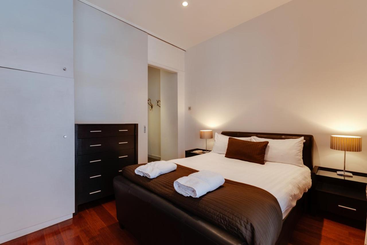 Base Serviced Apartments - Sir Thomas Street Liverpool Exterior foto